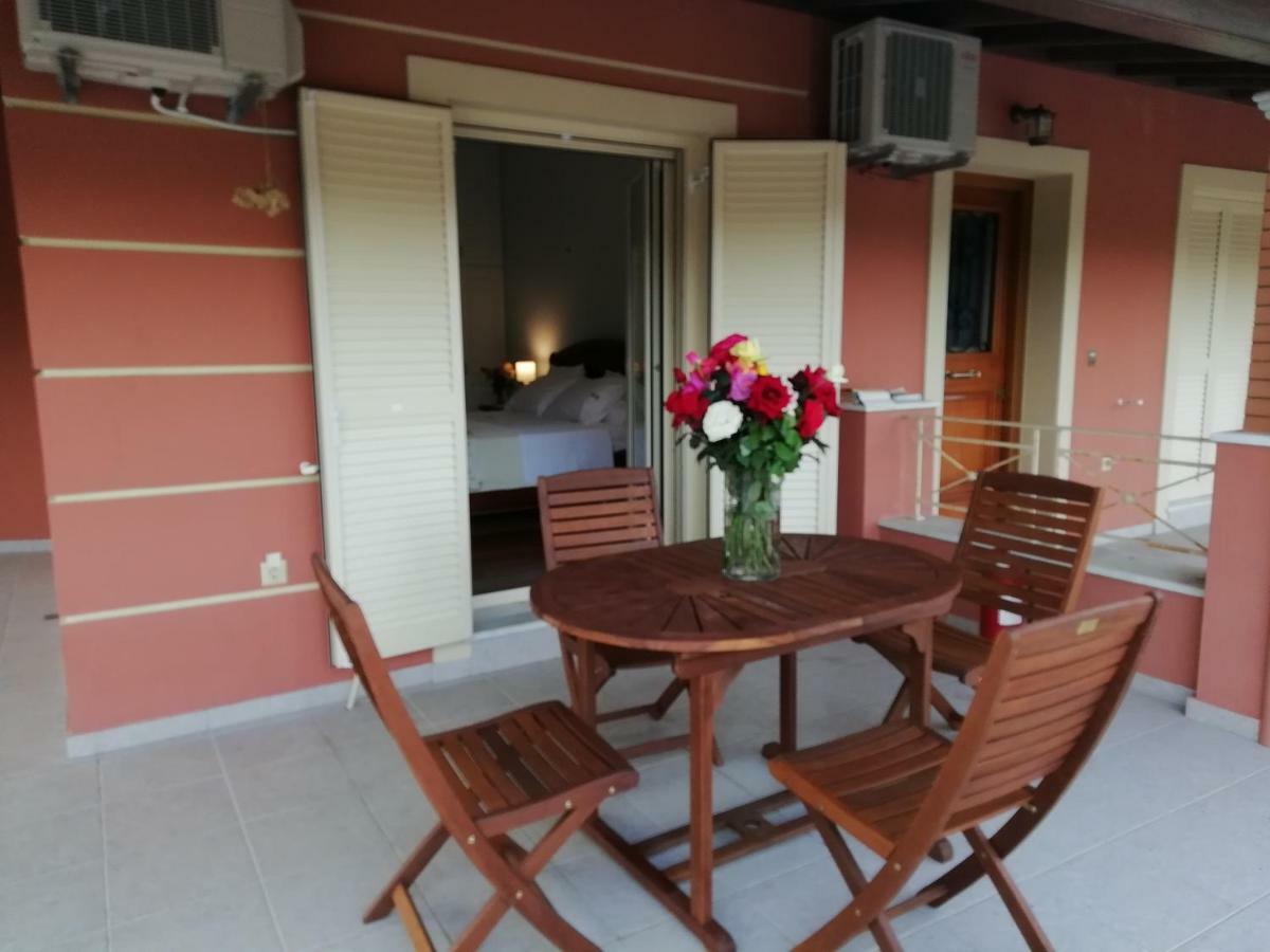 Epavlis Nadine Corfu Villa Gouvia Exterior foto