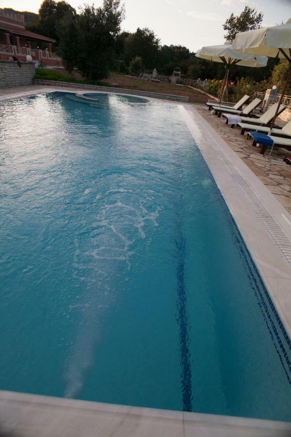 Epavlis Nadine Corfu Villa Gouvia Exterior foto