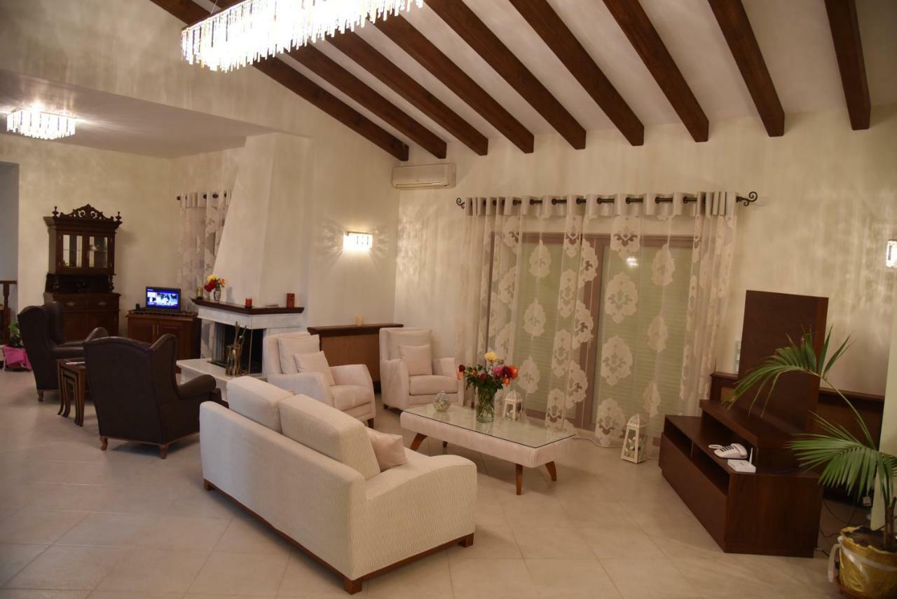 Epavlis Nadine Corfu Villa Gouvia Exterior foto
