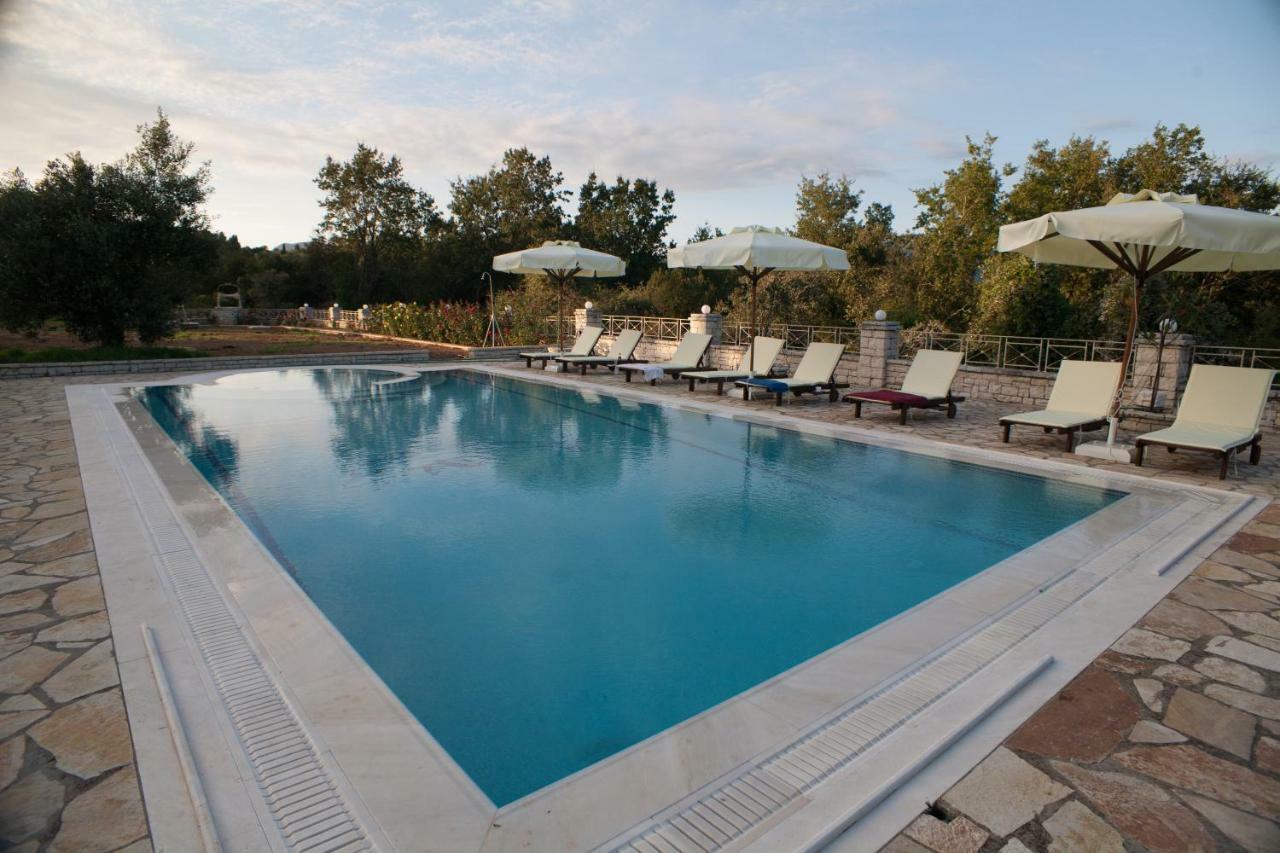 Epavlis Nadine Corfu Villa Gouvia Exterior foto