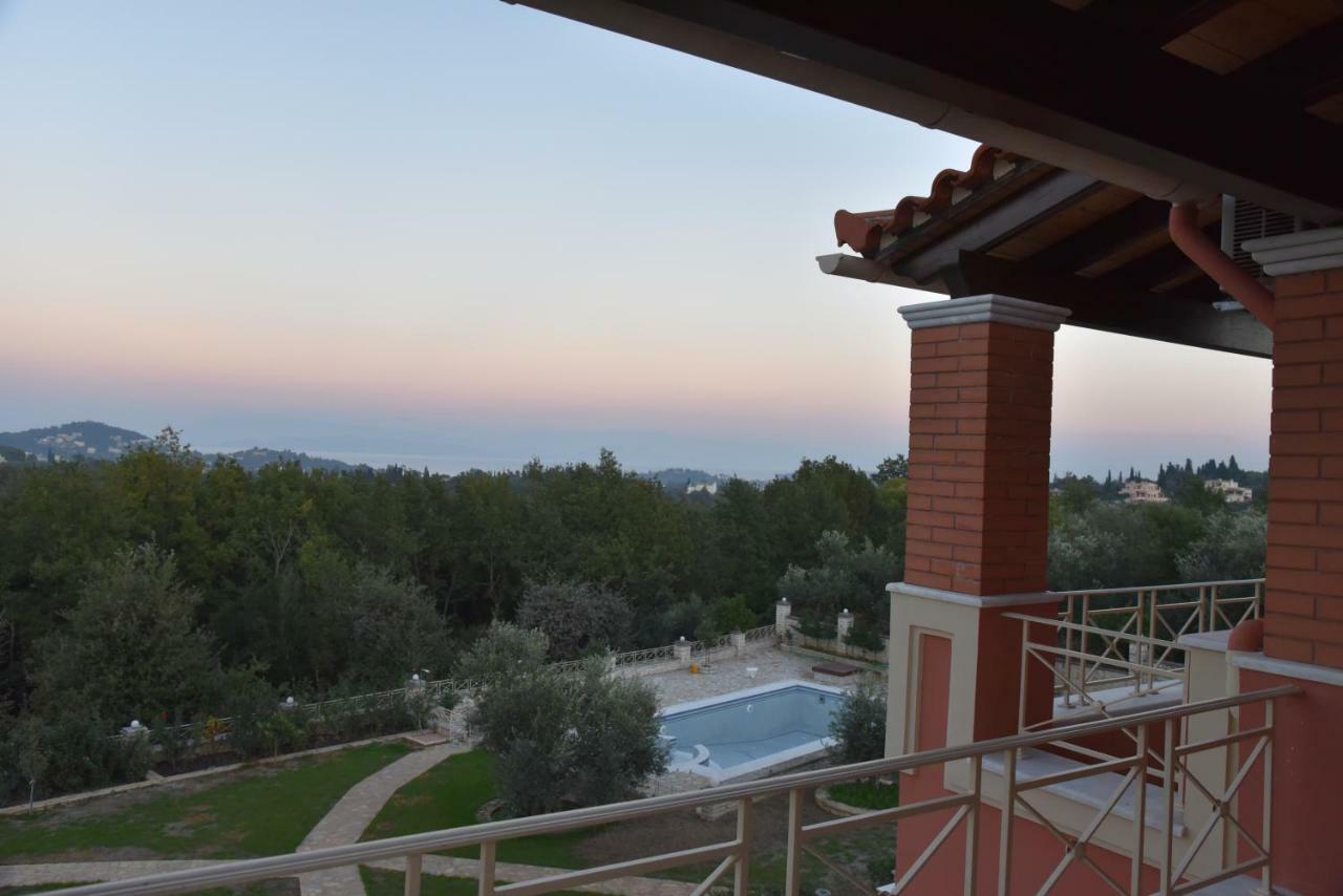 Epavlis Nadine Corfu Villa Gouvia Exterior foto